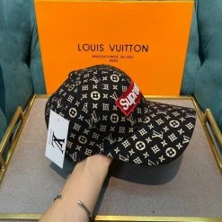 Hypeyourbeast Hats Supreme Hat Black