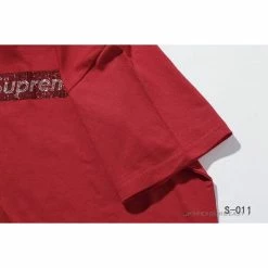 Hypeyourbeast T-Shirts Supreme Box Logo Tee Shirt Red