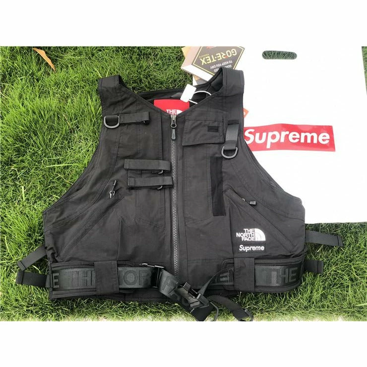 Hypeyourbeast Hoodies & Jackets The North Face X Supreme Vest Jacket 8 Hypeyourbeast Hoodies & Jackets The North Face X Supreme Vest Jacket