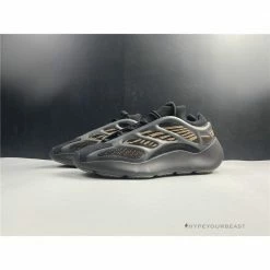 Hypeyourbeast Yeezy 700 V3 'Clay Brown'