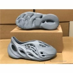 Hypeyourbeast Yeezy Foam Runner Grey