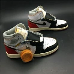 Hypeyourbeast Air Jordan 1 Retro HI “Union - Black Toe” 35 Hypeyourbeast Air Jordan 1 Retro HI “Union - Black Toe”