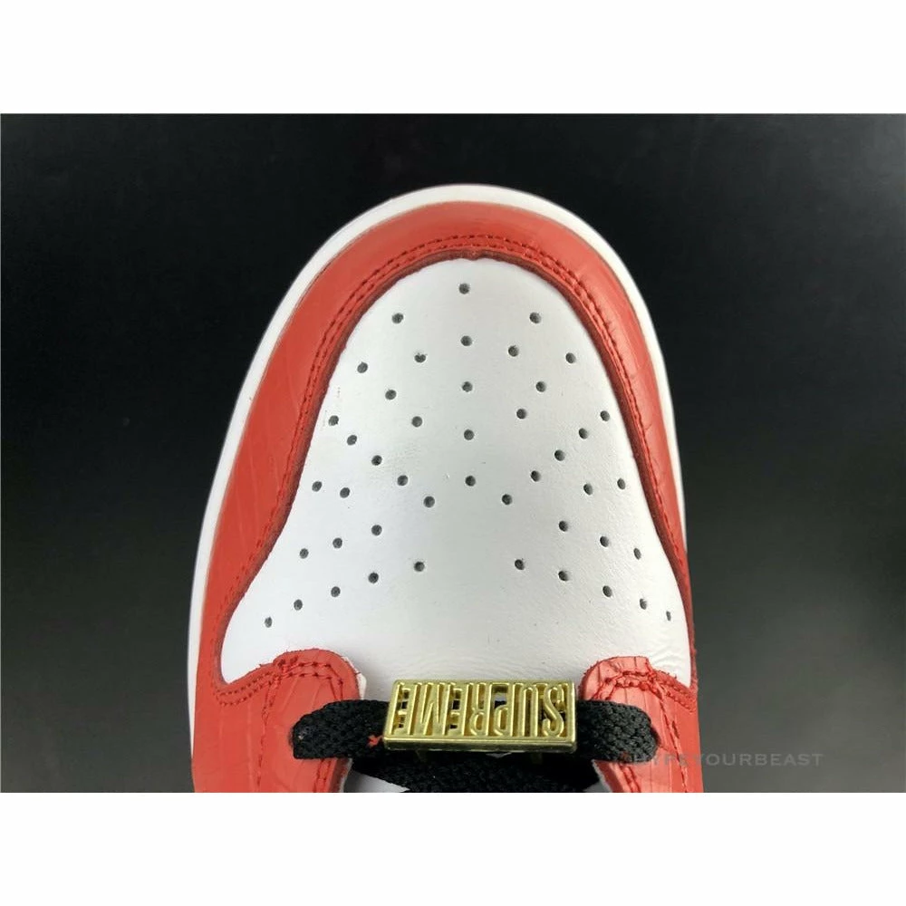 Hypeyourbeast Nike Dunk High X Supreme Red 14 Hypeyourbeast Nike Dunk High X Supreme Red