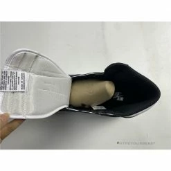 Hypeyourbeast Air Jordan 1 Retro High OG 'Black White' 25 Hypeyourbeast Air Jordan 1 Retro High OG 'Black White'