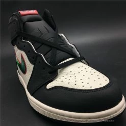 Hypeyourbeast Air Jordan 1 Retro High Sports Illustrated (A Star Is Born) 39 Hypeyourbeast Air Jordan 1 Retro High Sports Illustrated (A Star Is Born)