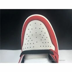 HypeYourBeast Travis Scott X Air Jordan 1 High Chicago