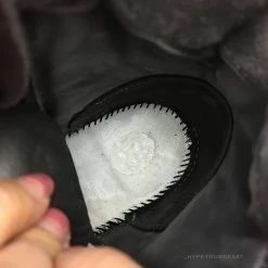 Hypeyourbeast Yeezy Boost 750 Black / White / Supreme 32 Hypeyourbeast Yeezy Boost 750 Black / White / Supreme