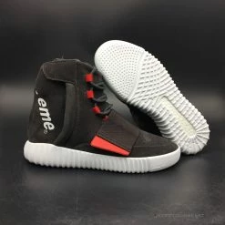 Hypeyourbeast Yeezy Boost 750 Black / White / Supreme