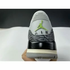 HypeYourBeast Air Jordan 3 Retro Chlorophyll