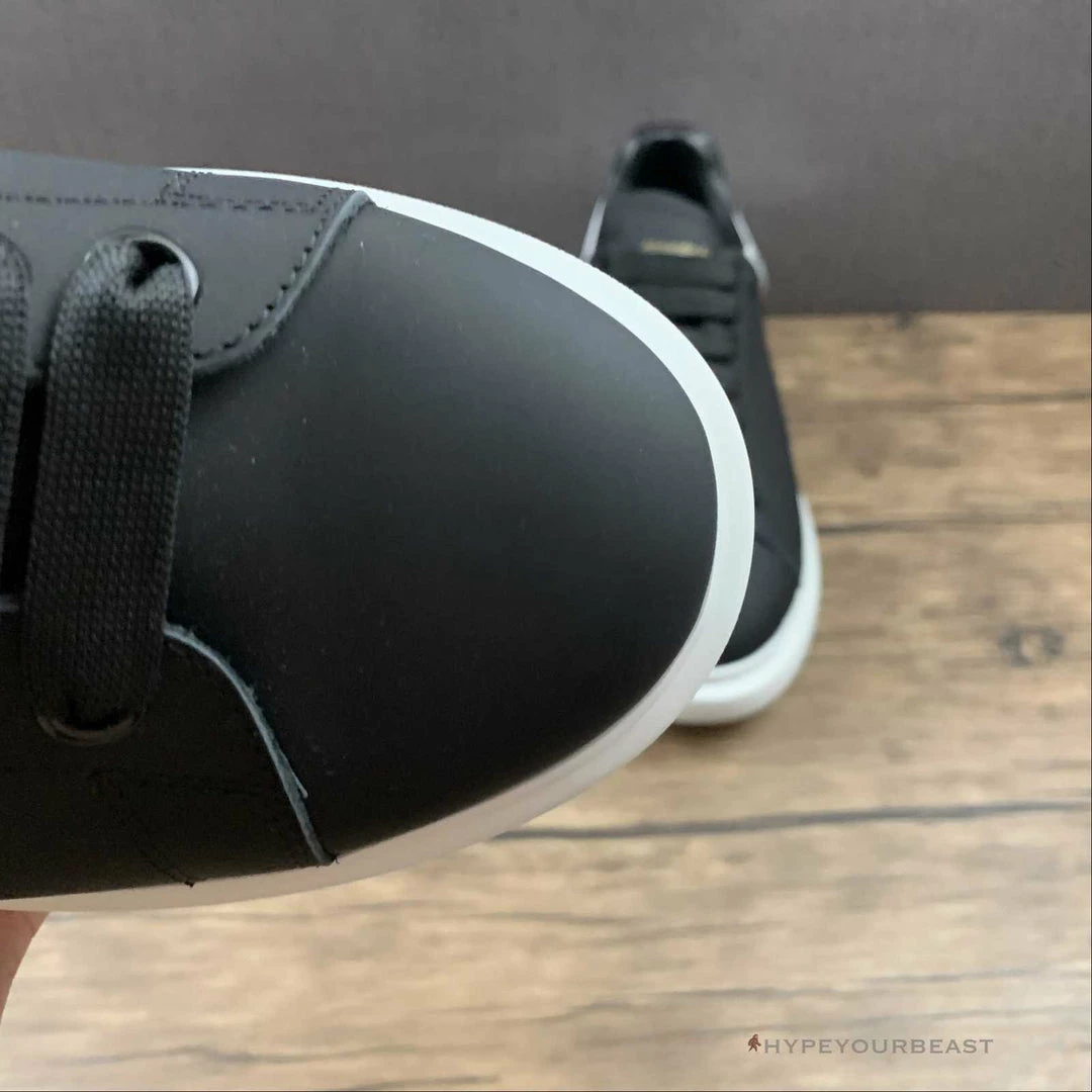 HypeYourBeast Alexander McQueen Black / Black / White A. Mcqueen 16 HypeYourBeast Alexander McQueen Black / Black / White A. Mcqueen