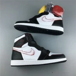 HypeYourBeast Air Jordan 1 Retro High OG 'Defiant' 19 HypeYourBeast Air Jordan 1 Retro High OG 'Defiant'