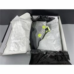 Hypeyourbeast Air Jordan 4 Retro SE 'Neon 95' 30 Hypeyourbeast Air Jordan 4 Retro SE 'Neon 95'