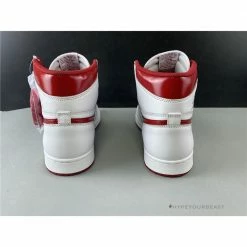 Hypeyourbeast Air Jordan 1 Retro 'Metallic Red' 39 Hypeyourbeast Air Jordan 1 Retro 'Metallic Red'