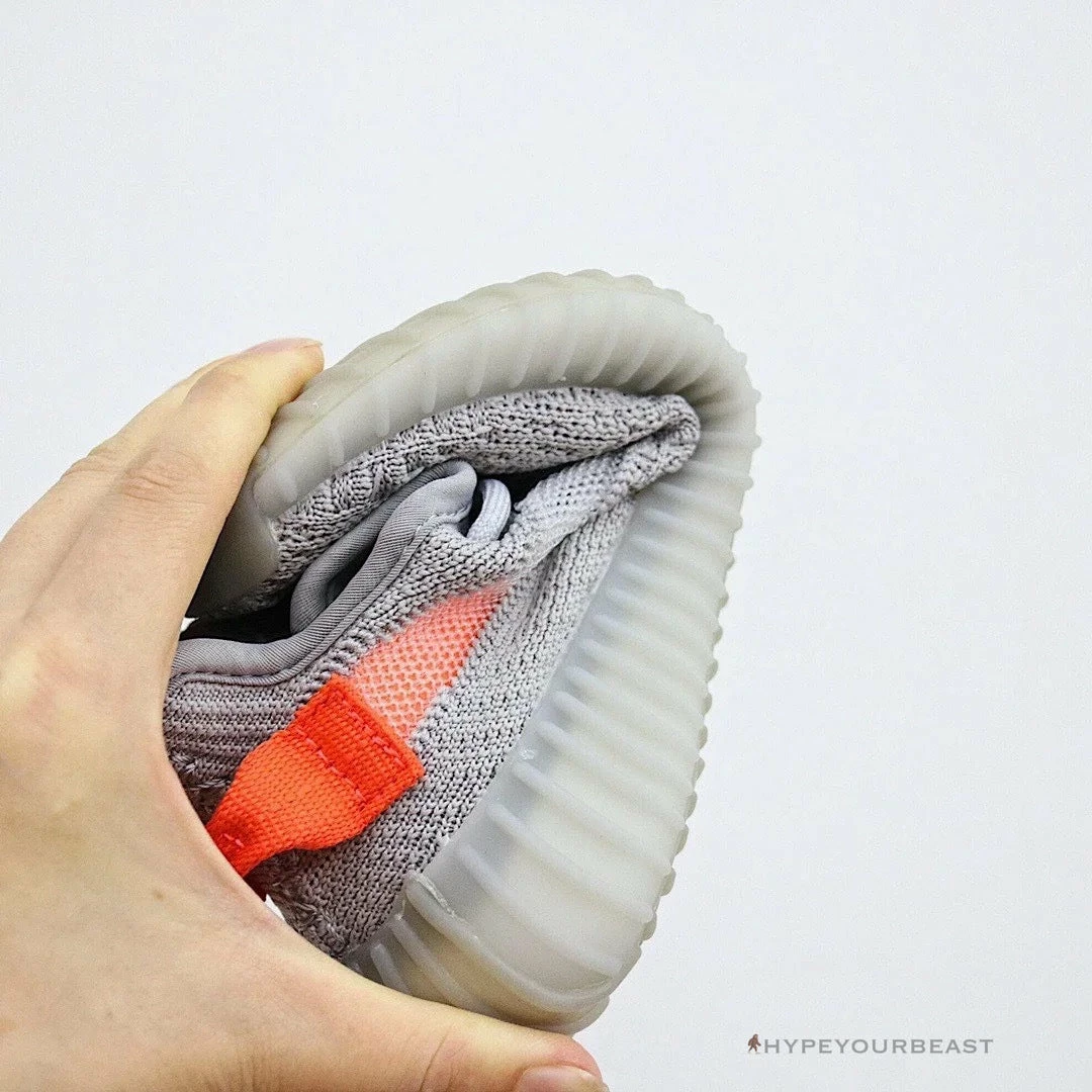 HypeYourBeast Adidas Yeezy Boost 350 V2 'Tail Light' (infant) 7 HypeYourBeast Adidas Yeezy Boost 350 V2 'Tail Light' (infant)